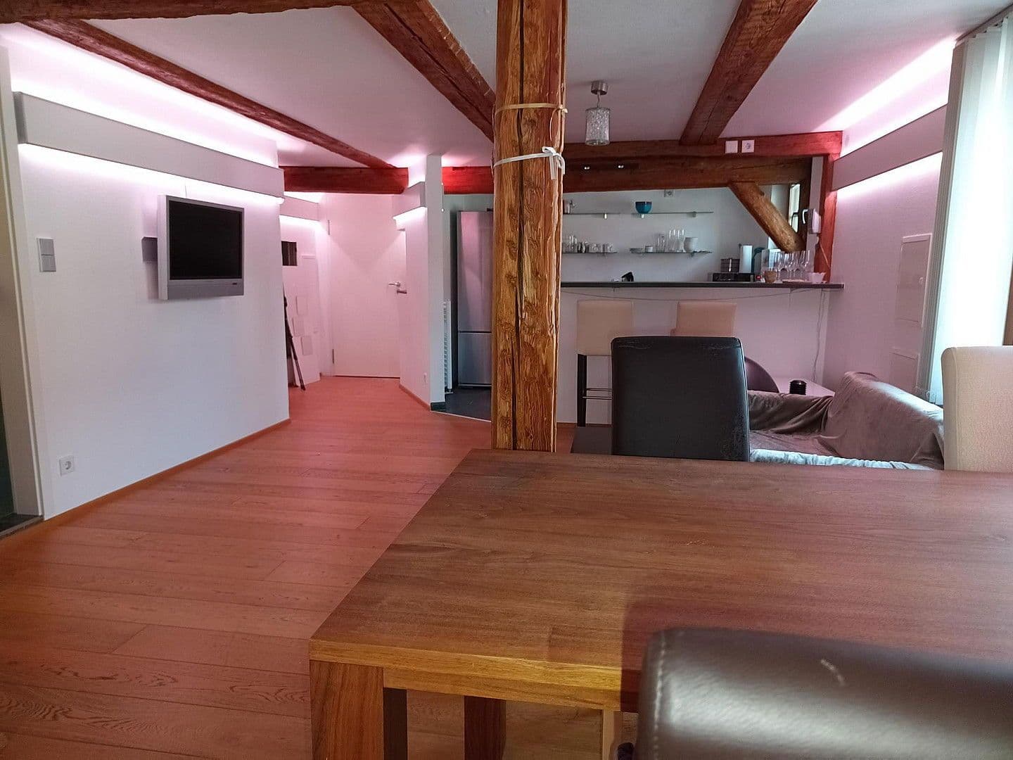 Pronájem bytu 3+1 68 m², Konstanz, Bádensko-Württembersko Pronájem bytu 3+1 68 m², Konstanz, Bádensko-Württembersko