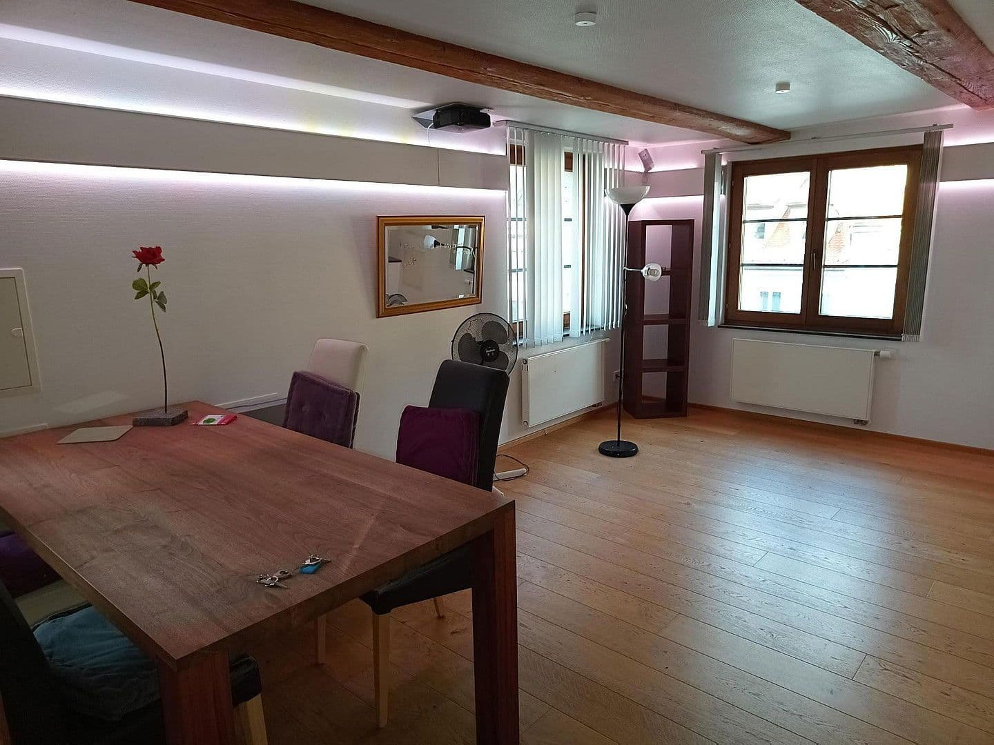 Pronájem bytu 3+1 68 m², Konstanz, Bádensko-Württembersko Pronájem bytu 3+1 68 m², Konstanz, Bádensko-Württembersko