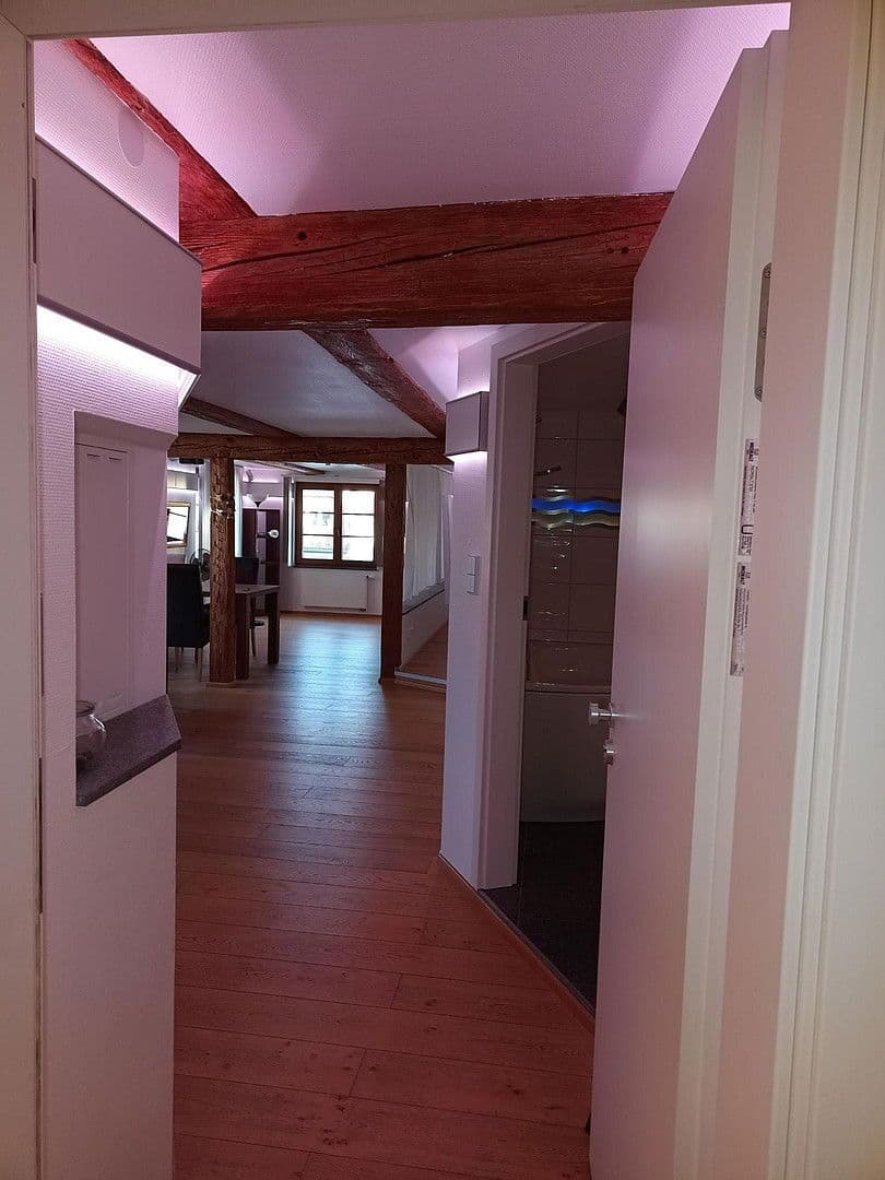 Pronájem bytu 3+1 68 m², Konstanz, Bádensko-Württembersko Pronájem bytu 3+1 68 m², Konstanz, Bádensko-Württembersko