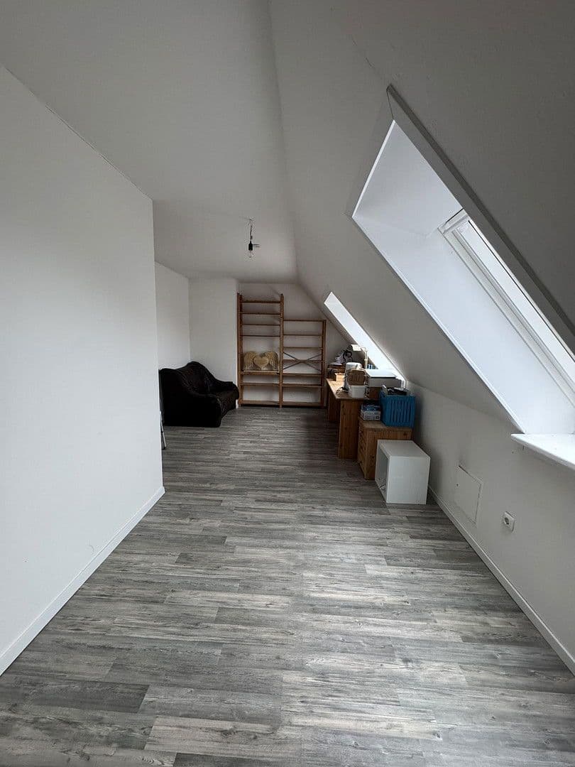 Prodej bytu 4+kk 110 m², Bürgermeister-Wohlfarth-Str. 66, Königsbrunn, Bavorsko Prodej bytu 4+kk 110 m², Bürgermeister-Wohlfarth-Str. 66, Königsbrunn, Bavorsko