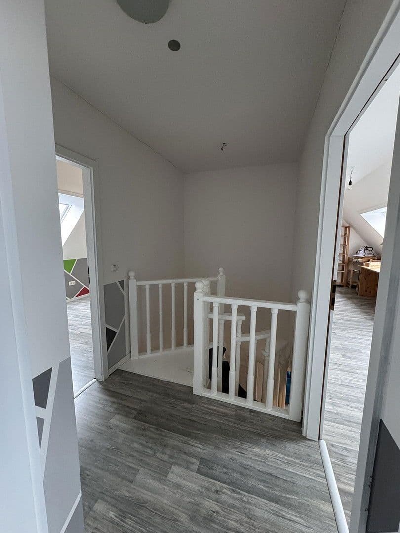 Prodej bytu 4+kk 110 m², Bürgermeister-Wohlfarth-Str. 66, Königsbrunn, Bavorsko Prodej bytu 4+kk 110 m², Bürgermeister-Wohlfarth-Str. 66, Königsbrunn, Bavorsko