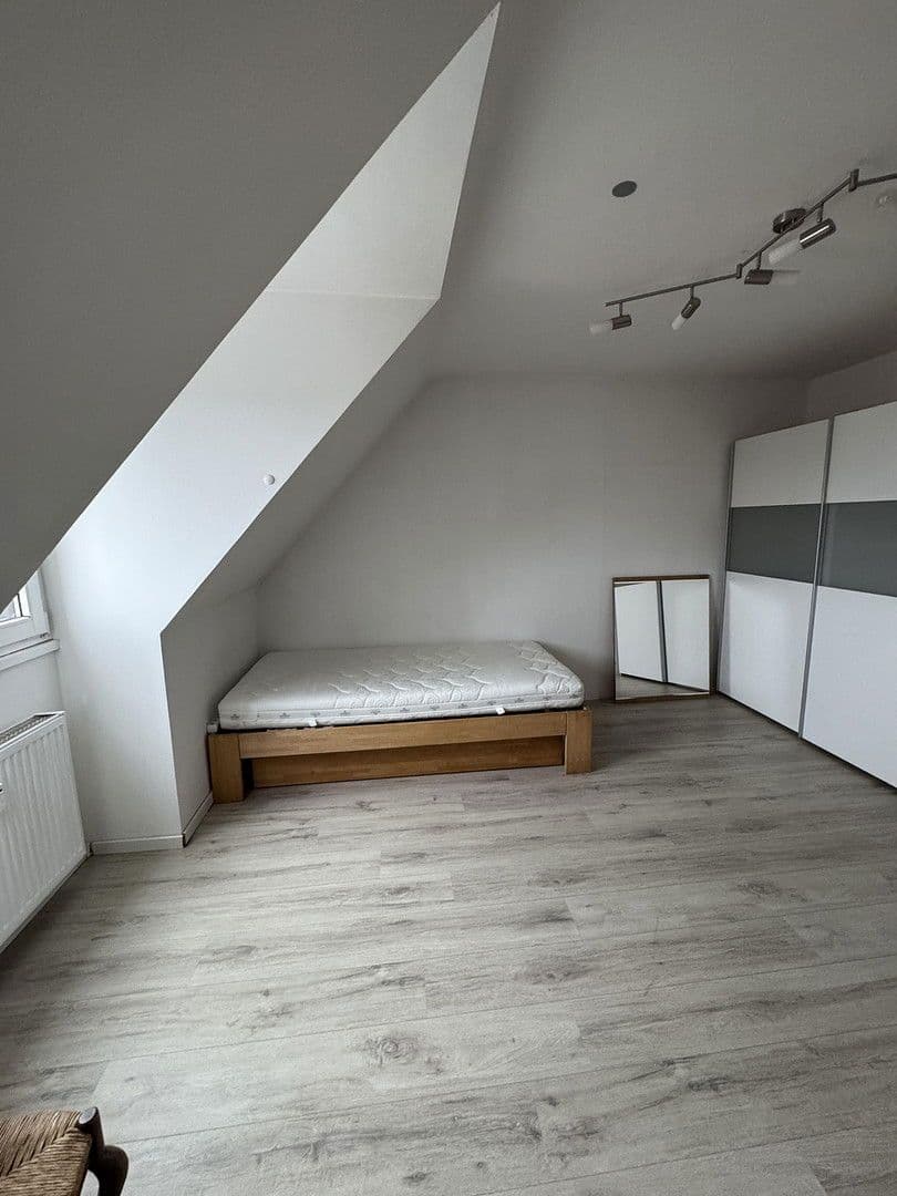 Prodej bytu 4+kk 110 m², Bürgermeister-Wohlfarth-Str. 66, Königsbrunn, Bavorsko Prodej bytu 4+kk 110 m², Bürgermeister-Wohlfarth-Str. 66, Königsbrunn, Bavorsko