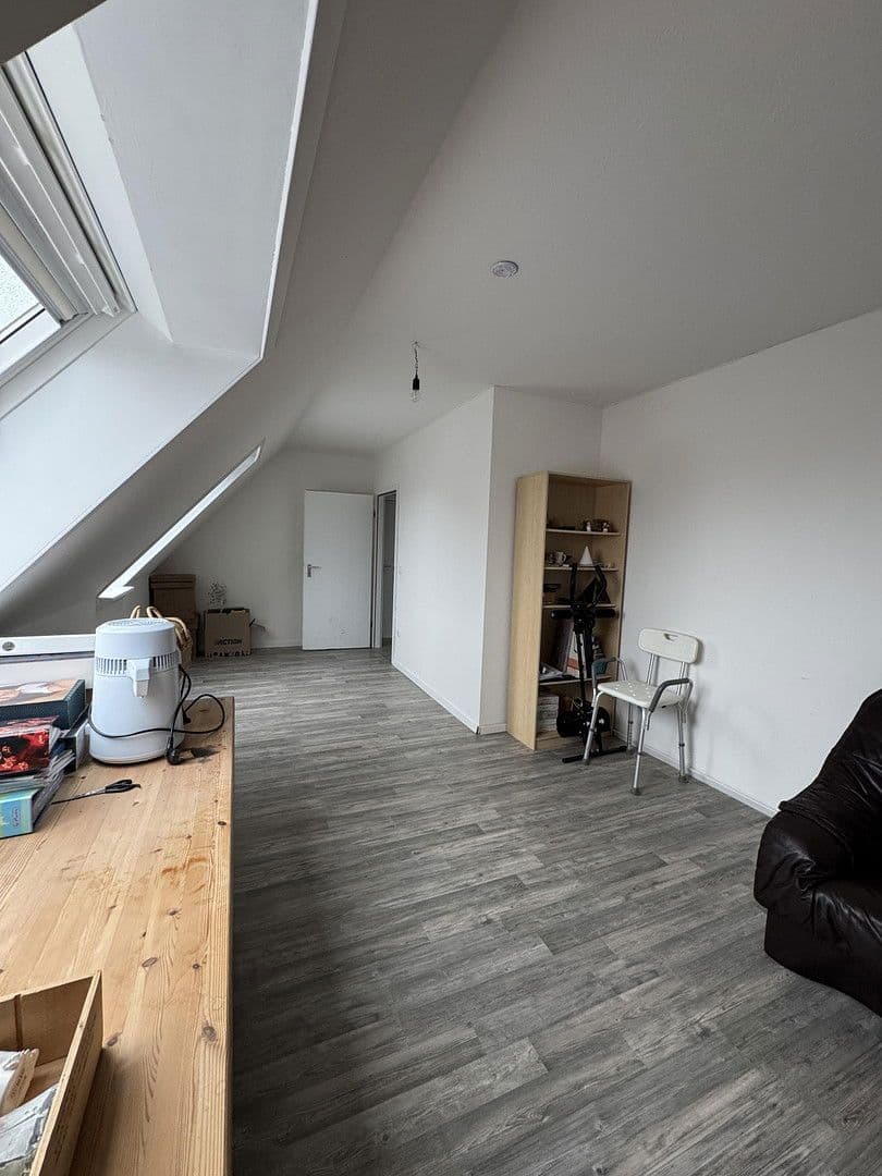 Prodej bytu 4+kk 110 m², Bürgermeister-Wohlfarth-Str. 66, Königsbrunn, Bavorsko Prodej bytu 4+kk 110 m², Bürgermeister-Wohlfarth-Str. 66, Königsbrunn, Bavorsko