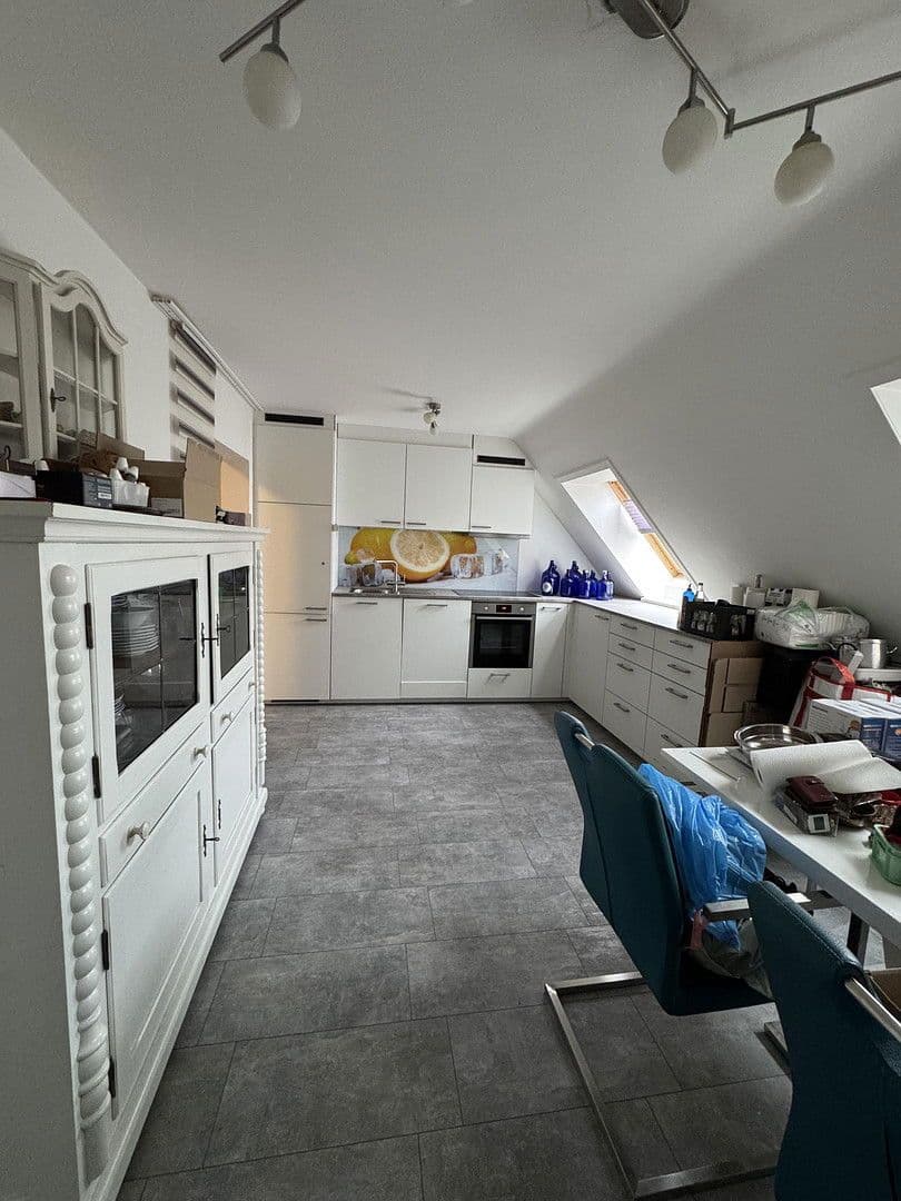 Prodej bytu 4+kk 110 m², Bürgermeister-Wohlfarth-Str. 66, Königsbrunn, Bavorsko Prodej bytu 4+kk 110 m², Bürgermeister-Wohlfarth-Str. 66, Königsbrunn, Bavorsko