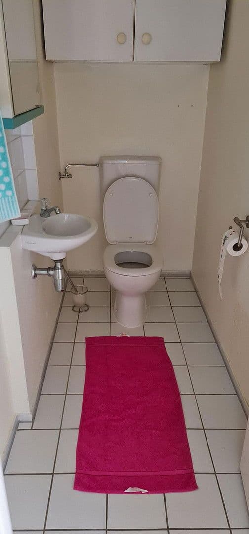 Pronájem bytu 3+1 85 m², Zirndorfer Straße 5, Oberasbach, Bavorsko Pronájem bytu 3+1 85 m², Zirndorfer Straße 5, Oberasbach, Bavorsko