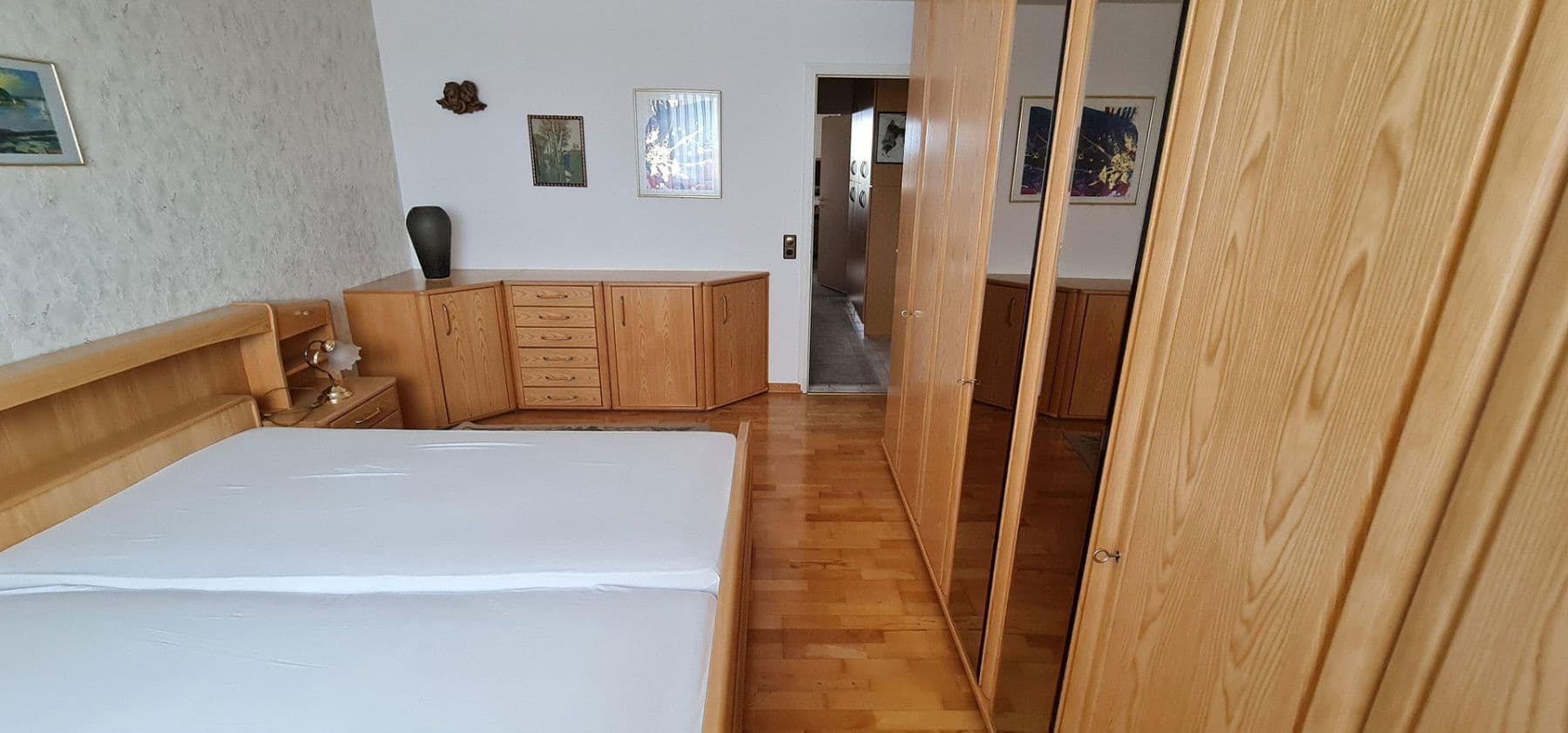 Pronájem bytu 3+1 85 m², Zirndorfer Straße 5, Oberasbach, Bavorsko Pronájem bytu 3+1 85 m², Zirndorfer Straße 5, Oberasbach, Bavorsko