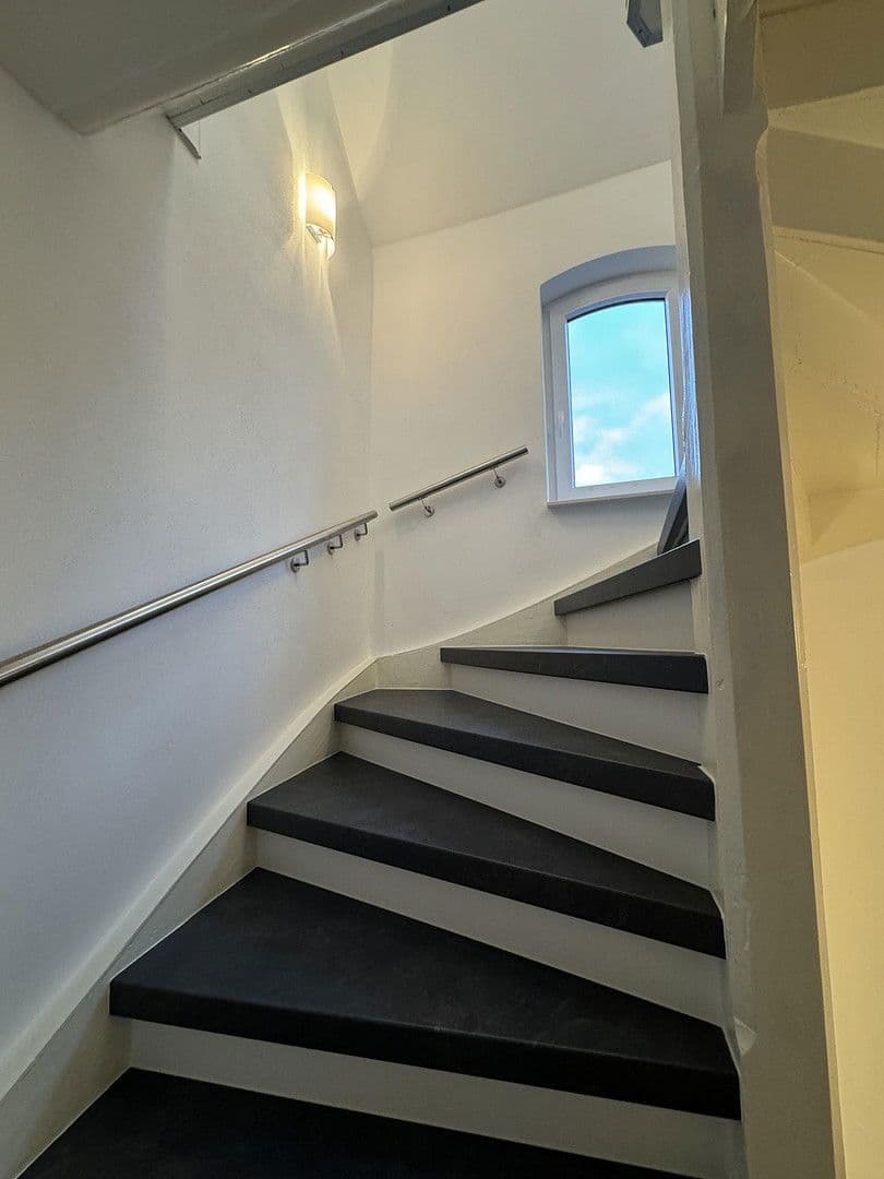 Pronájem bytu 2+1 69 m², Schulstraße 22, Grimma, Sasko Pronájem bytu 2+1 69 m², Schulstraße 22, Grimma, Sasko