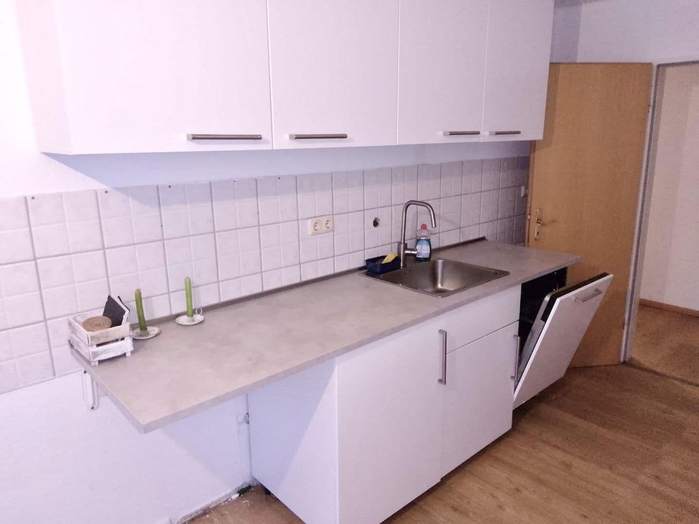 Pronájem bytu 3+1 97 m², Horbacher Straße 333, Cáchy, Severní Porýní-Vestfálsko Pronájem bytu 3+1 97 m², Horbacher Straße 333, Cáchy, Severní Porýní-Vestfálsko