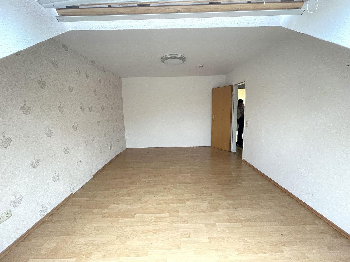Pronájem bytu 3+1 97 m², Horbacher Straße 333, Cáchy, Severní Porýní-Vestfálsko Pronájem bytu 3+1 97 m², Horbacher Straße 333, Cáchy, Severní Porýní-Vestfálsko