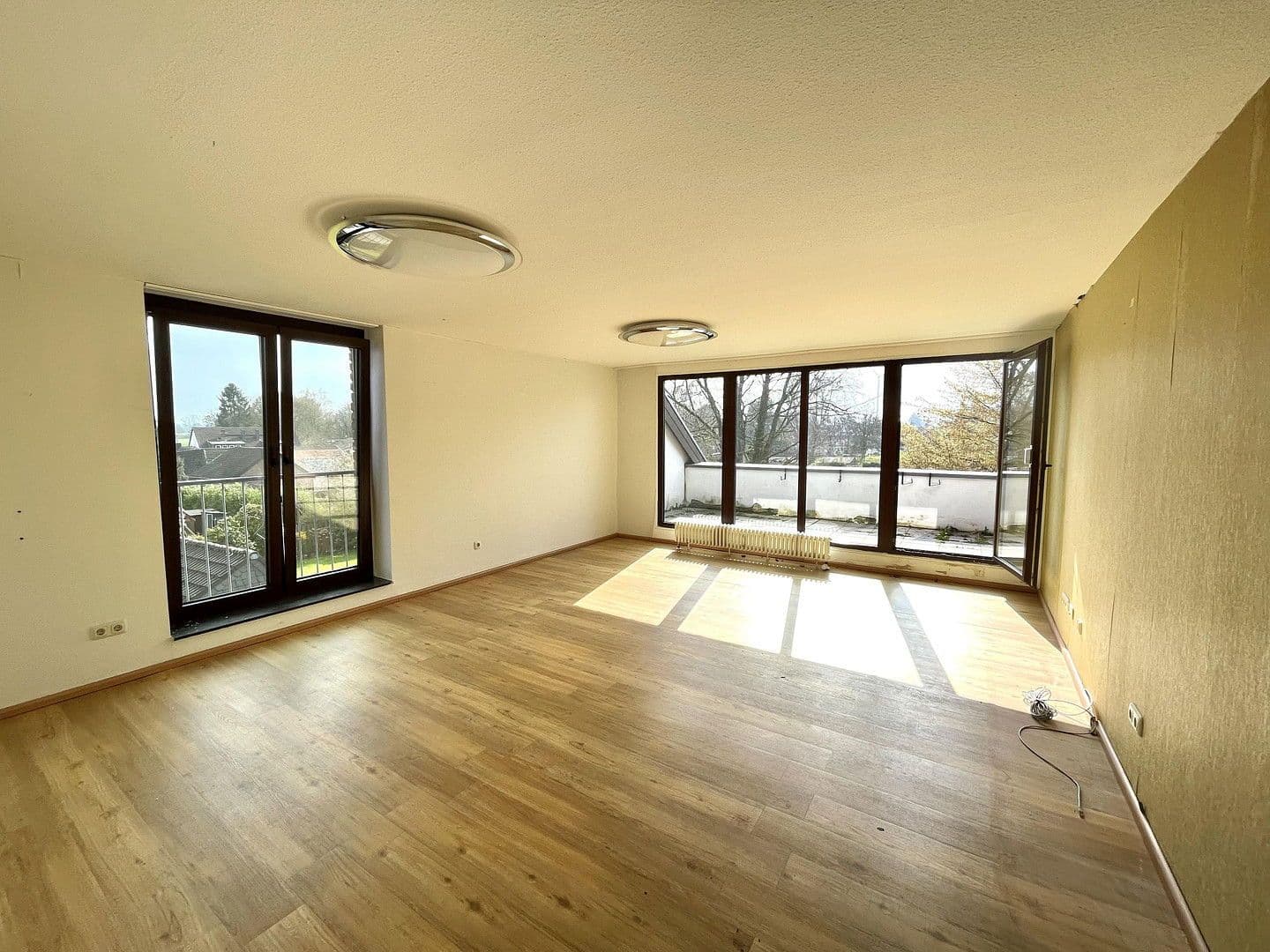 Pronájem bytu 3+1 97 m², Horbacher Straße 333, Cáchy, Severní Porýní-Vestfálsko Pronájem bytu 3+1 97 m², Horbacher Straße 333, Cáchy, Severní Porýní-Vestfálsko