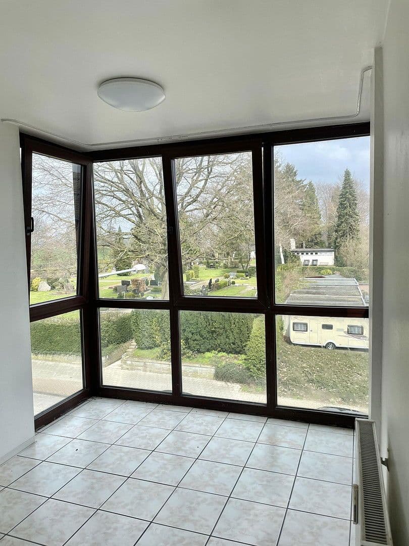 Pronájem bytu 3+1 97 m², Horbacher Straße 333, Cáchy, Severní Porýní-Vestfálsko Pronájem bytu 3+1 97 m², Horbacher Straße 333, Cáchy, Severní Porýní-Vestfálsko