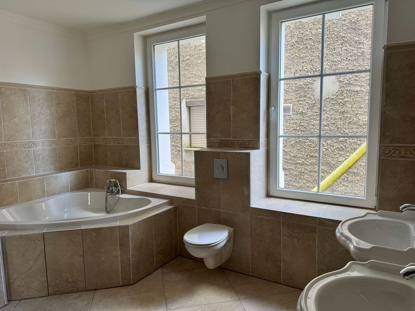 Pronájem bytu 3+1 150 m², Dorfaue 74, Oberkrämer, Braniborsko Pronájem bytu 3+1 150 m², Dorfaue 74, Oberkrämer, Braniborsko