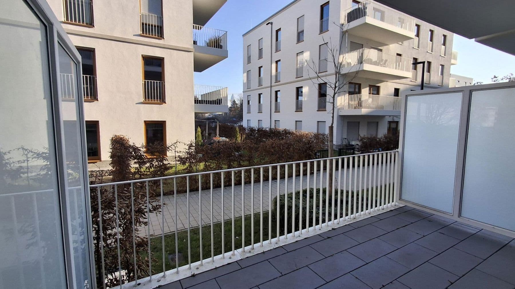 Pronájem bytu 2+1 67 m², Ludwig-Landmann-Straße 381, Frankfurt am Main, Hessen Pronájem bytu 2+1 67 m², Ludwig-Landmann-Straße 381, Frankfurt am Main, Hessen