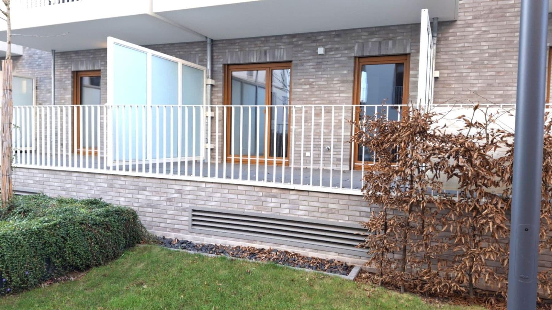 Pronájem bytu 2+1 67 m², Ludwig-Landmann-Straße 381, Frankfurt am Main, Hessen Pronájem bytu 2+1 67 m², Ludwig-Landmann-Straße 381, Frankfurt am Main, Hessen