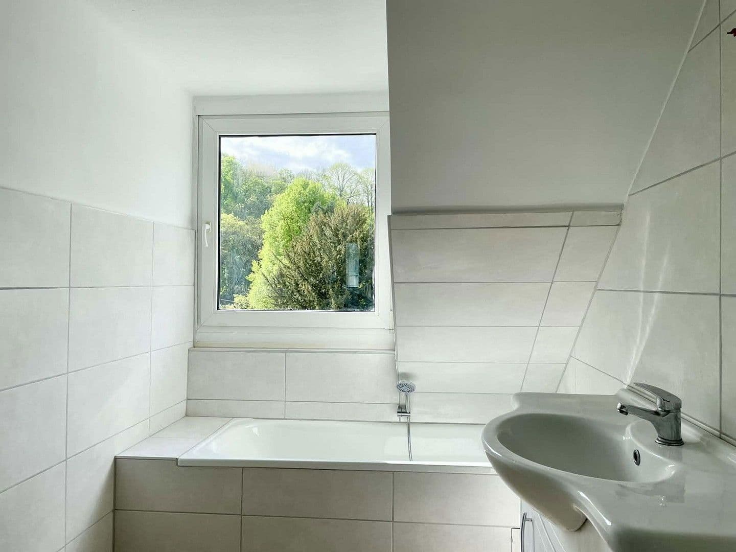 Pronájem bytu 2+1 54 m², Sonnborner Straße, Wuppertal, Severní Porýní-Vestfálsko Pronájem bytu 2+1 54 m², Sonnborner Straße, Wuppertal, Severní Porýní-Vestfálsko