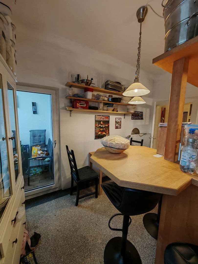 Prodej bytu 3+1 101 m², Niebuhrstr. 24, Bonn, Severní Porýní-Vestfálsko Prodej bytu 3+1 101 m², Niebuhrstr. 24, Bonn, Severní Porýní-Vestfálsko