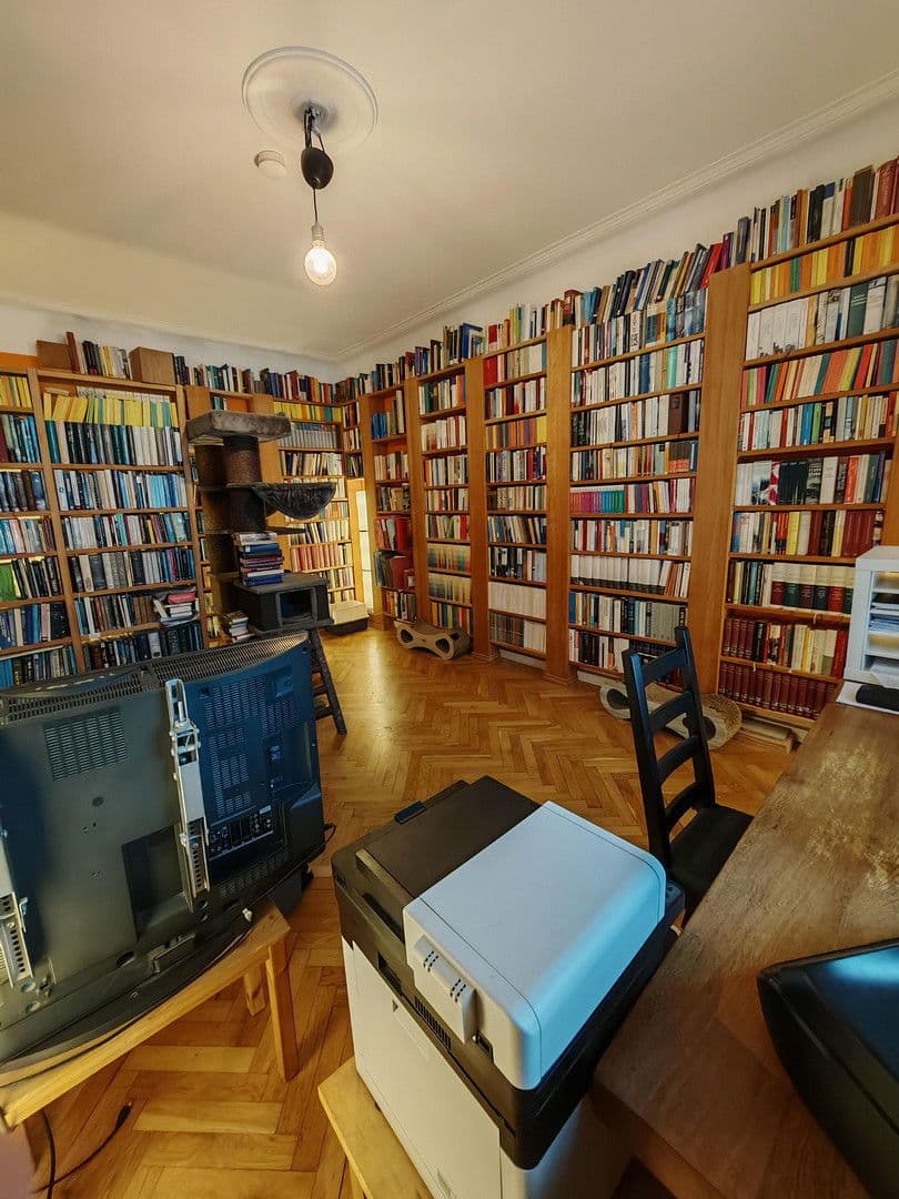 Prodej bytu 3+1 101 m², Niebuhrstr. 24, Bonn, Severní Porýní-Vestfálsko Prodej bytu 3+1 101 m², Niebuhrstr. 24, Bonn, Severní Porýní-Vestfálsko