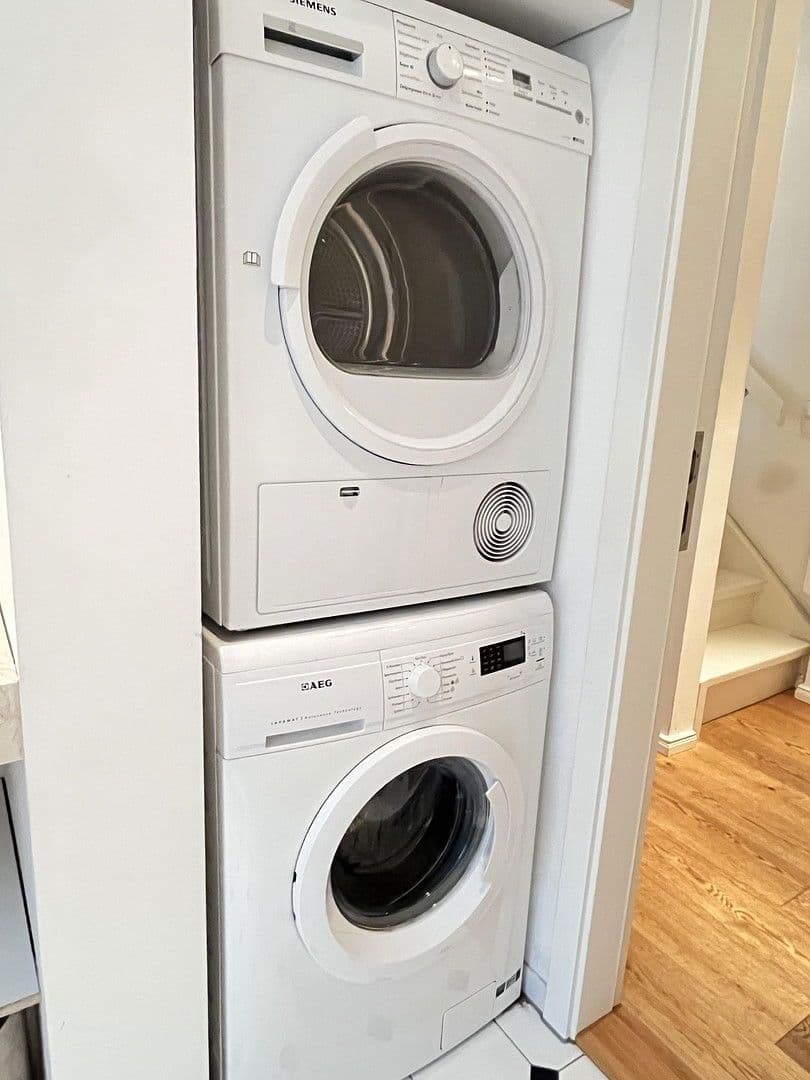 Prodej bytu 2+1 86 m², Naunynstr. 68, Berlin, Berlín Prodej bytu 2+1 86 m², Naunynstr. 68, Berlin, Berlín