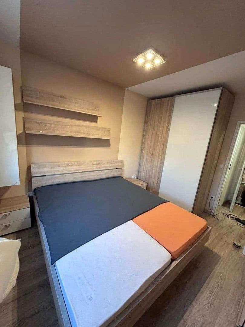 Pronájem bytu 3+1 64 m², Osterfelder Str. 43, Bottrop, Severní Porýní-Vestfálsko Pronájem bytu 3+1 64 m², Osterfelder Str. 43, Bottrop, Severní Porýní-Vestfálsko