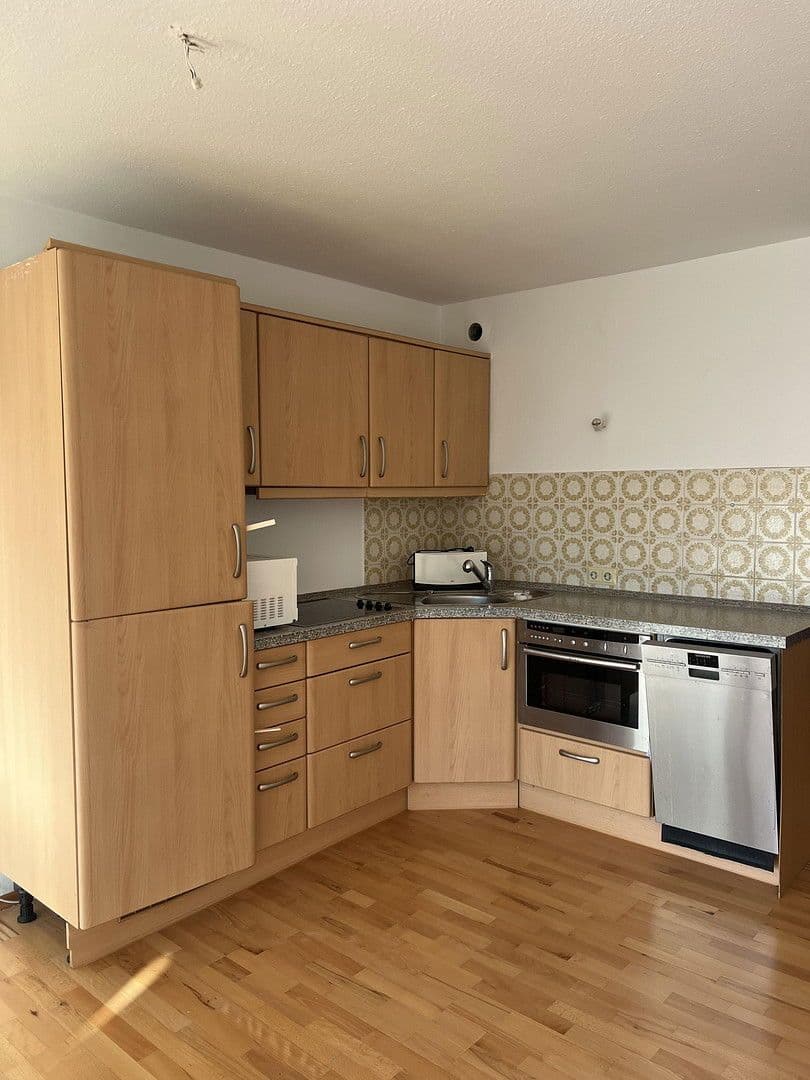 Pronájem bytu 1+1 35 m², Im Kolzental 20, Bad Urach, Bádensko-Württembersko Pronájem bytu 1+1 35 m², Im Kolzental 20, Bad Urach, Bádensko-Württembersko