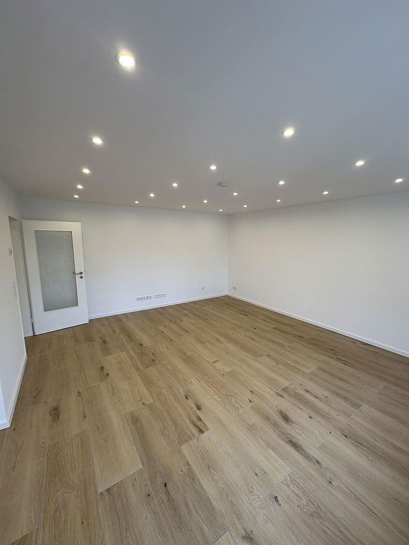 Pronájem bytu 4+1 108 m², Gabelsbergerstraße 37, Dortmund, Severní Porýní-Vestfálsko Pronájem bytu 4+1 108 m², Gabelsbergerstraße 37, Dortmund, Severní Porýní-Vestfálsko