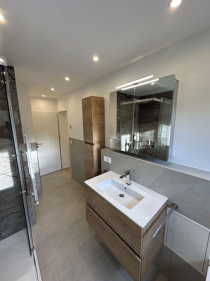 Pronájem bytu 4+1 108 m², Gabelsbergerstraße 37, Dortmund, Severní Porýní-Vestfálsko Pronájem bytu 4+1 108 m², Gabelsbergerstraße 37, Dortmund, Severní Porýní-Vestfálsko