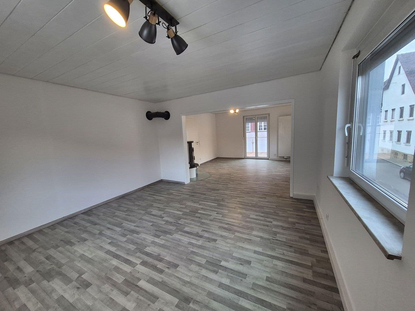 Pronájem bytu 5+kk 137 m², Schönaich, Bádensko-Württembersko Pronájem bytu 5+kk 137 m², Schönaich, Bádensko-Württembersko