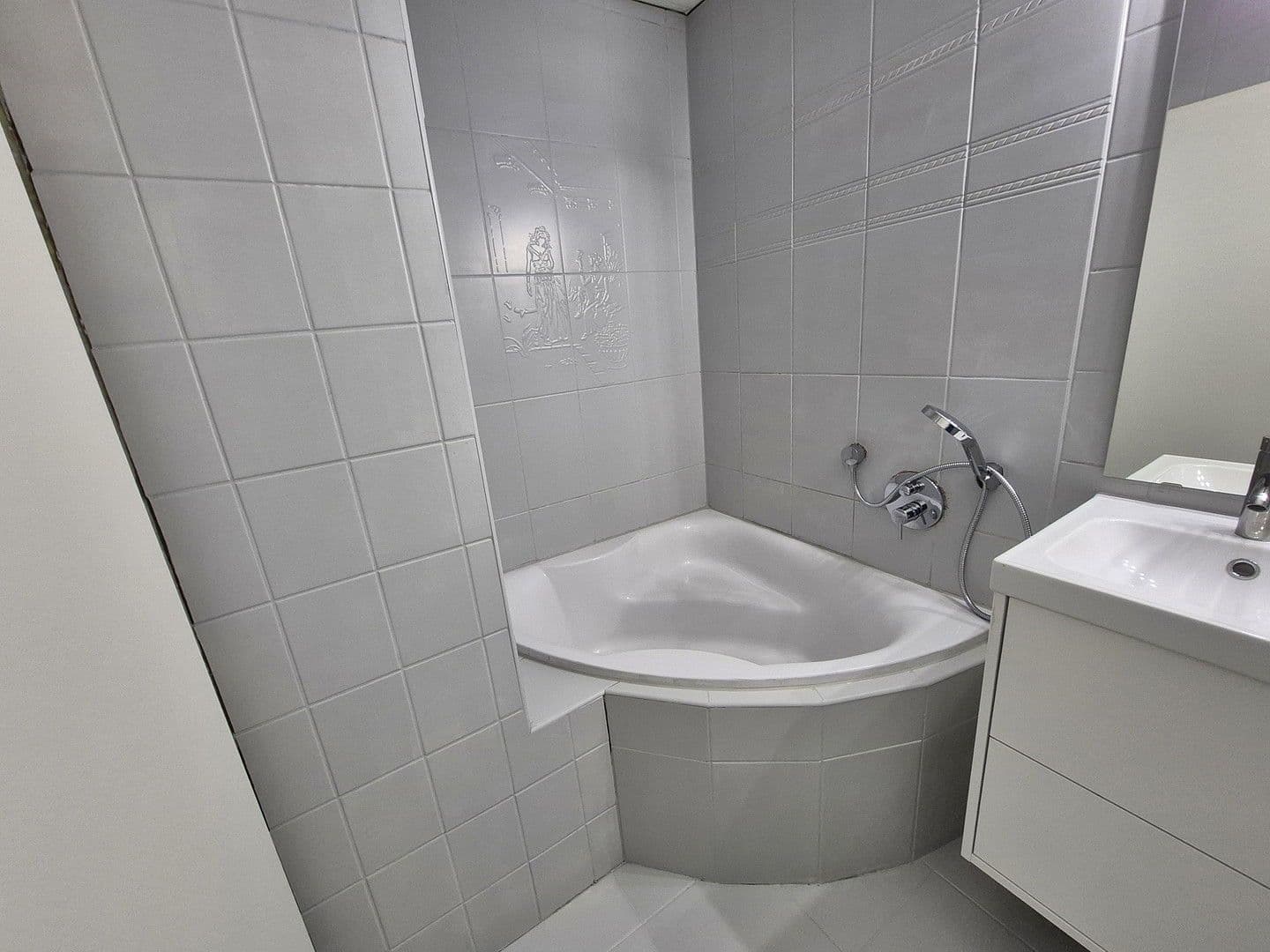 Pronájem bytu 5+kk 137 m², Schönaich, Bádensko-Württembersko Pronájem bytu 5+kk 137 m², Schönaich, Bádensko-Württembersko