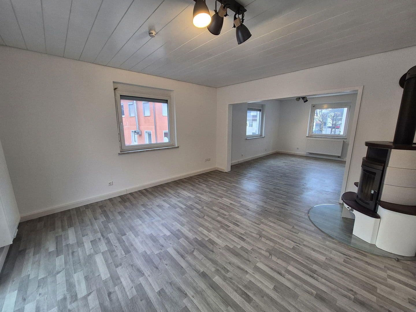 Pronájem bytu 5+kk 137 m², Schönaich, Bádensko-Württembersko Pronájem bytu 5+kk 137 m², Schönaich, Bádensko-Württembersko