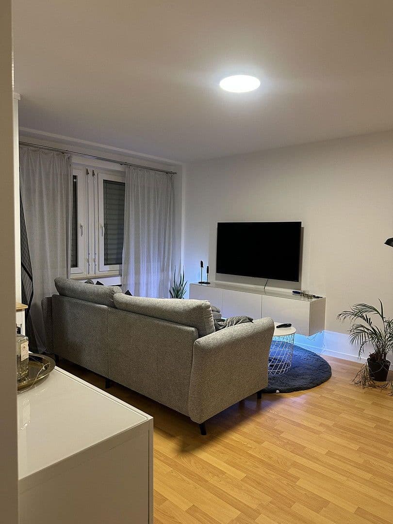 Pronájem bytu 2+1 50 m², Hintere Gasse 37, Sindelfingen, Bádensko-Württembersko Pronájem bytu 2+1 50 m², Hintere Gasse 37, Sindelfingen, Bádensko-Württembersko