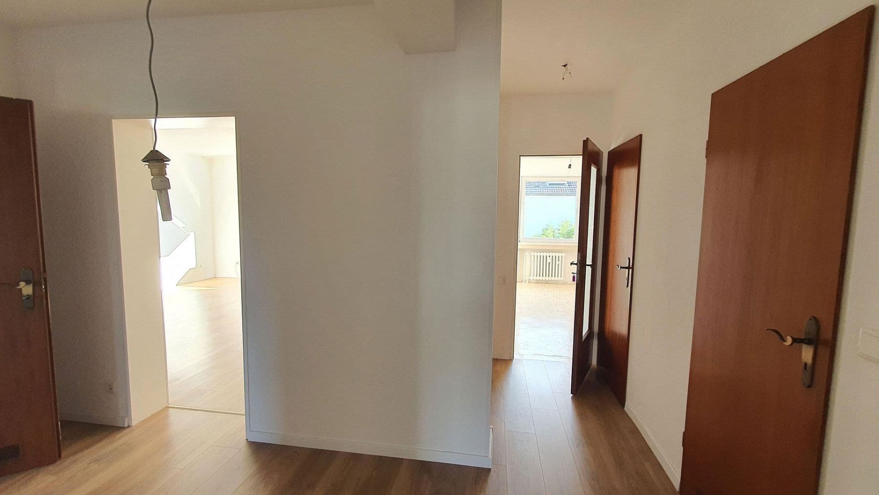 Pronájem bytu 3+kk 82 m², Duisburg, Severní Porýní-Vestfálsko Pronájem bytu 3+kk 82 m², Duisburg, Severní Porýní-Vestfálsko