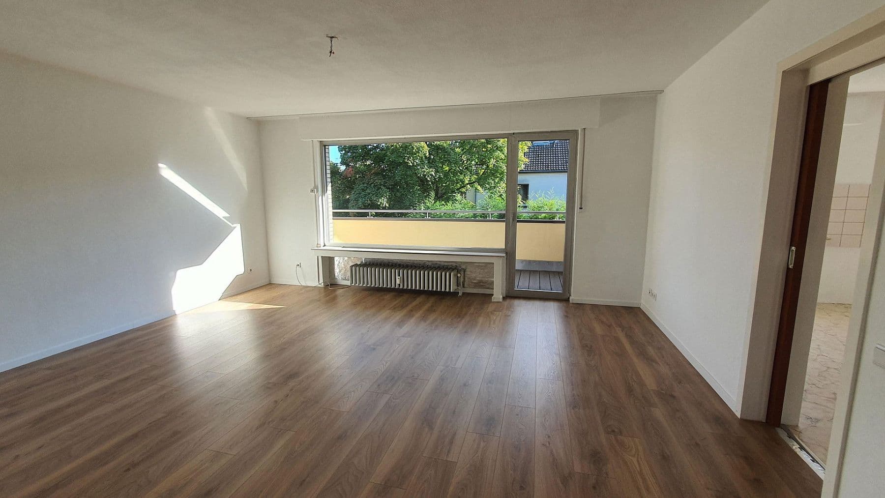 Pronájem bytu 3+kk 82 m², Duisburg, Severní Porýní-Vestfálsko Pronájem bytu 3+kk 82 m², Duisburg, Severní Porýní-Vestfálsko