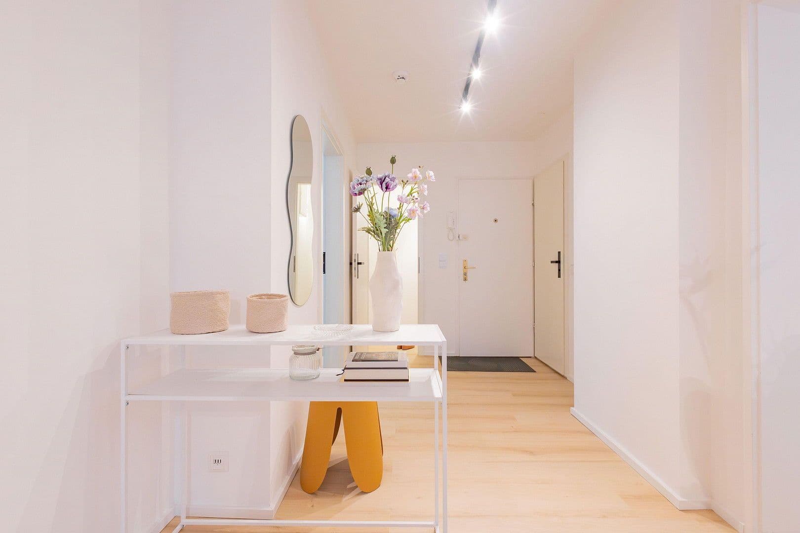 Prodej bytu 4+1 91 m², Hamburg, Hamburg Prodej bytu 4+1 91 m², Hamburg, Hamburg