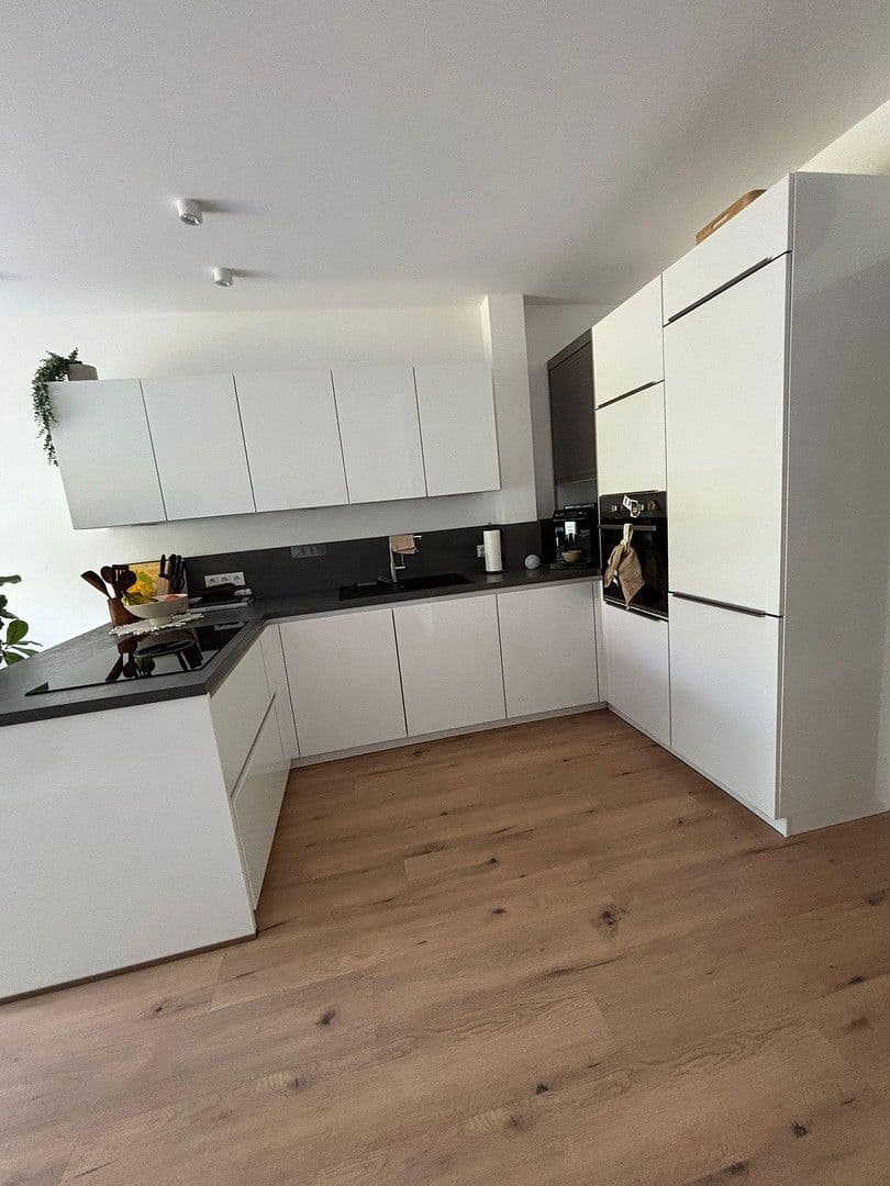 Prodej bytu 2+1 85 m², Jüchen, Severní Porýní-Vestfálsko Prodej bytu 2+1 85 m², Jüchen, Severní Porýní-Vestfálsko