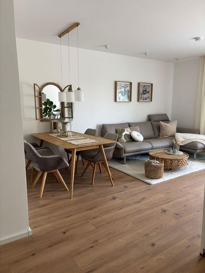 Prodej bytu 2+1 85 m², Jüchen, Severní Porýní-Vestfálsko Prodej bytu 2+1 85 m², Jüchen, Severní Porýní-Vestfálsko