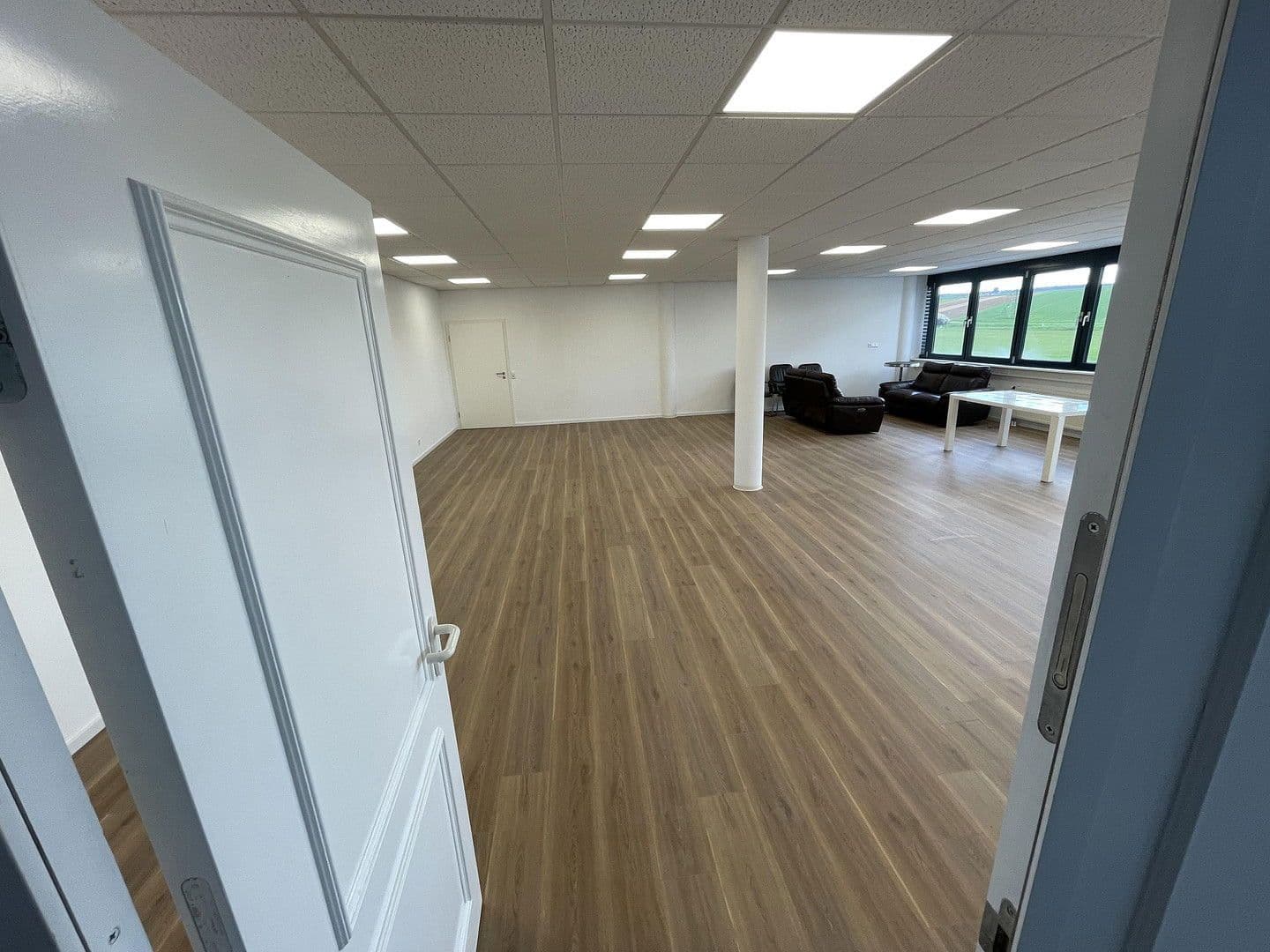 Pronájem kanceláře 480 m², Max-Eyth-Str.23, Ditzingen, Bádensko-Württembersko Pronájem kanceláře 480 m², Max-Eyth-Str.23, Ditzingen, Bádensko-Württembersko