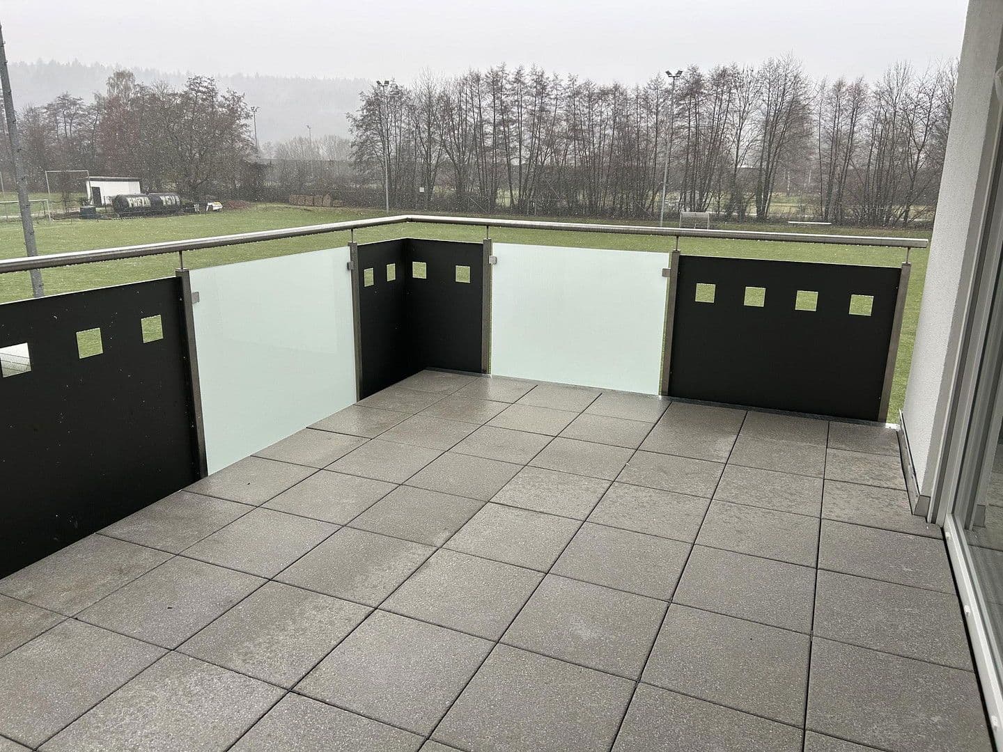 Pronájem bytu 2+1 75 m², Frankfurter Straße 17, Biebergemünd, Hessen Pronájem bytu 2+1 75 m², Frankfurter Straße 17, Biebergemünd, Hessen