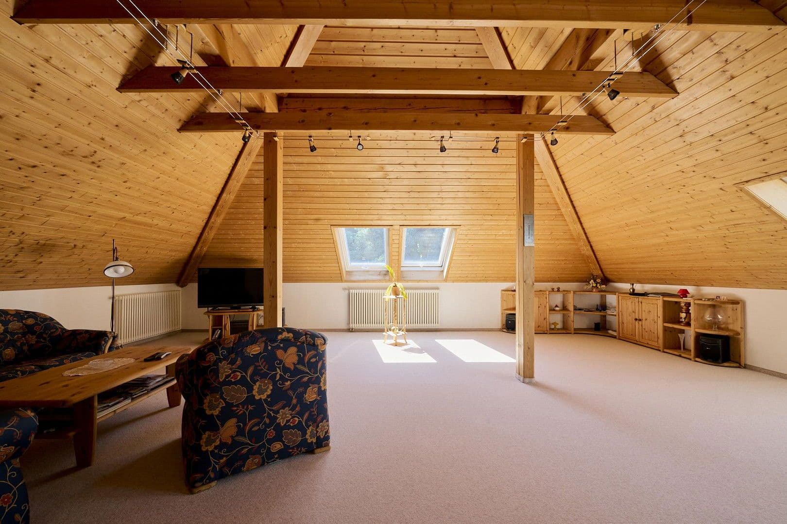 Prodej domu 277 m², pozemek 3.439 m², Treuenbrietzen, Braniborsko Prodej domu 277 m², pozemek 3.439 m², Treuenbrietzen, Braniborsko