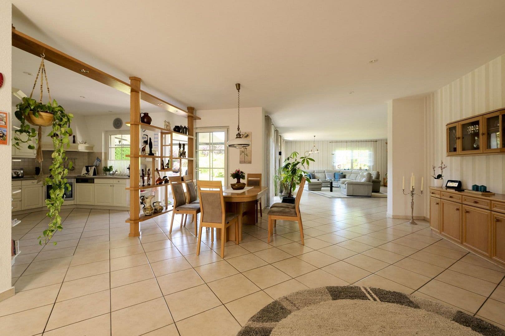 Prodej domu 277 m², pozemek 3.439 m², Treuenbrietzen, Braniborsko Prodej domu 277 m², pozemek 3.439 m², Treuenbrietzen, Braniborsko