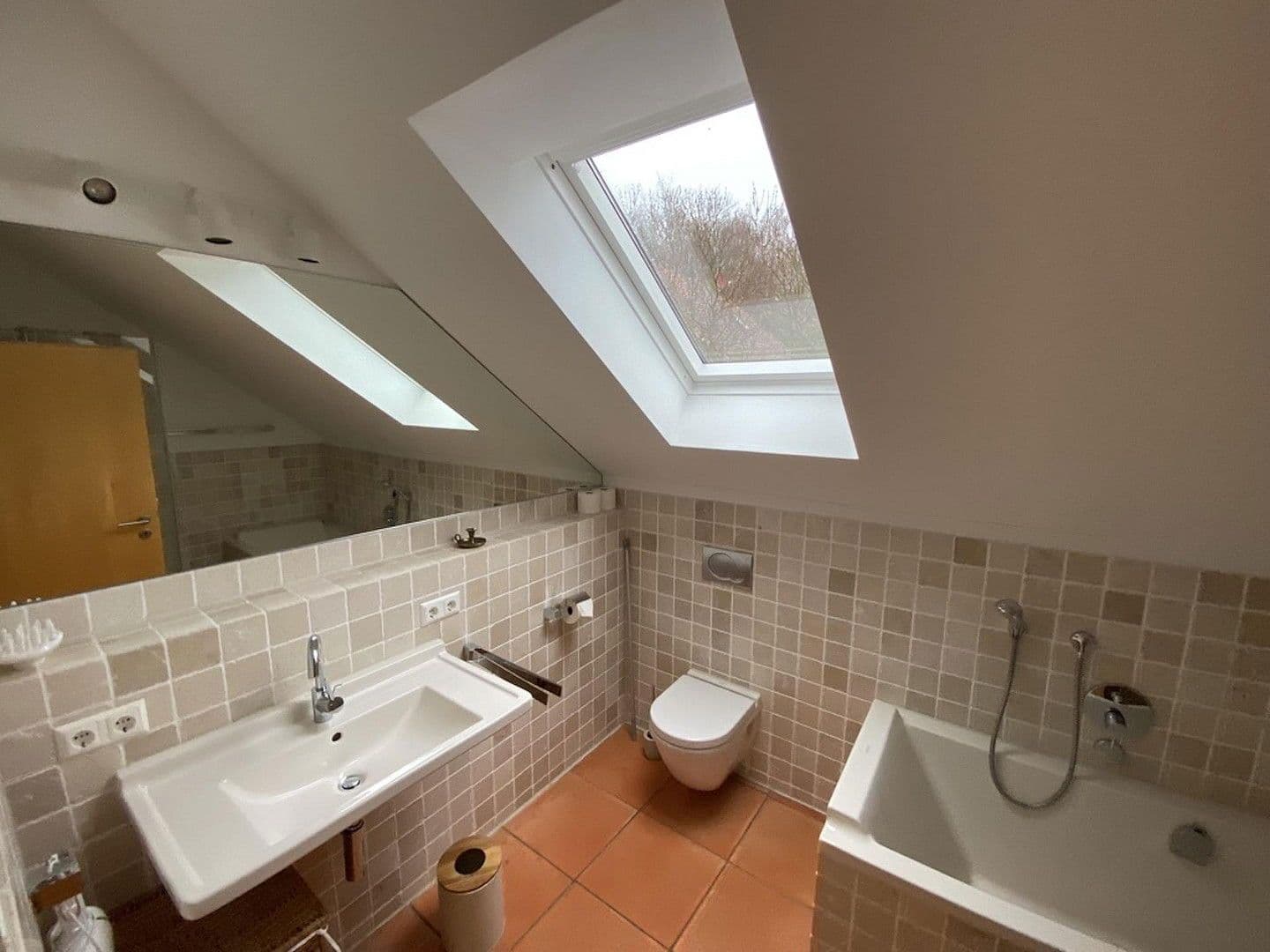 Pronájem domu 175 m², pozemek 576 m², Eichelgarten 19, Greifenberg, Bavorsko Pronájem domu 175 m², pozemek 576 m², Eichelgarten 19, Greifenberg, Bavorsko