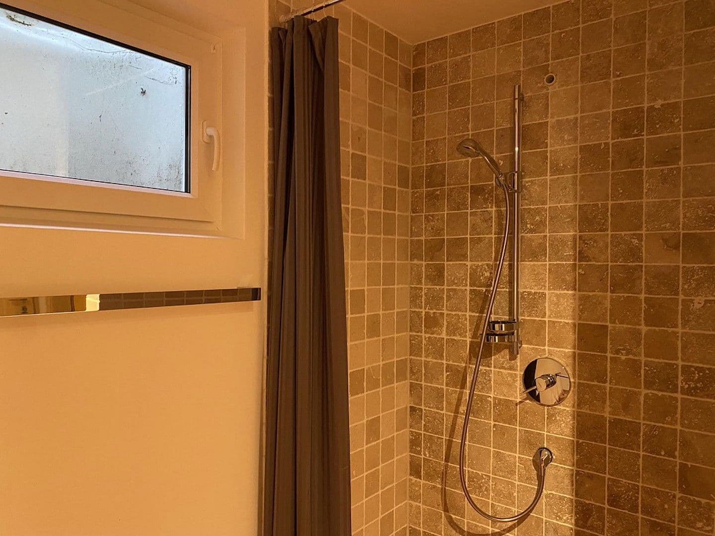 Pronájem domu 175 m², pozemek 576 m², Eichelgarten 19, Greifenberg, Bavorsko Pronájem domu 175 m², pozemek 576 m², Eichelgarten 19, Greifenberg, Bavorsko