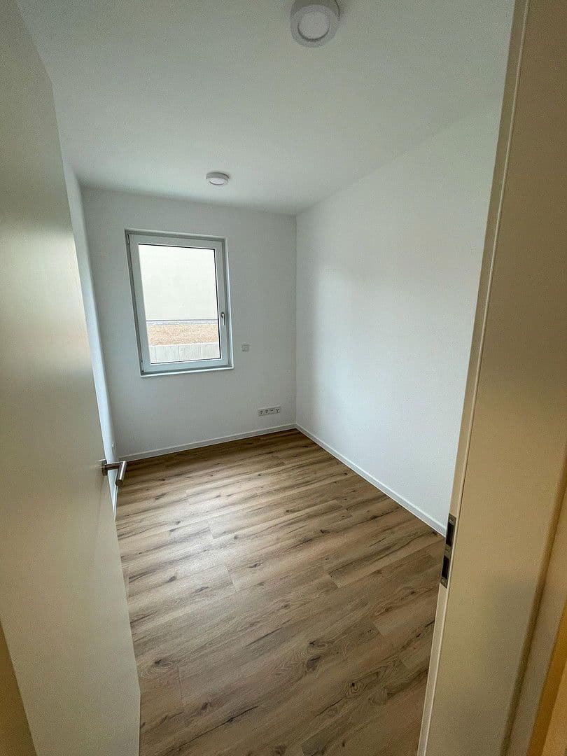Pronájem bytu 2+1 82 m², Piesport, Porýní-Falc Pronájem bytu 2+1 82 m², Piesport, Porýní-Falc