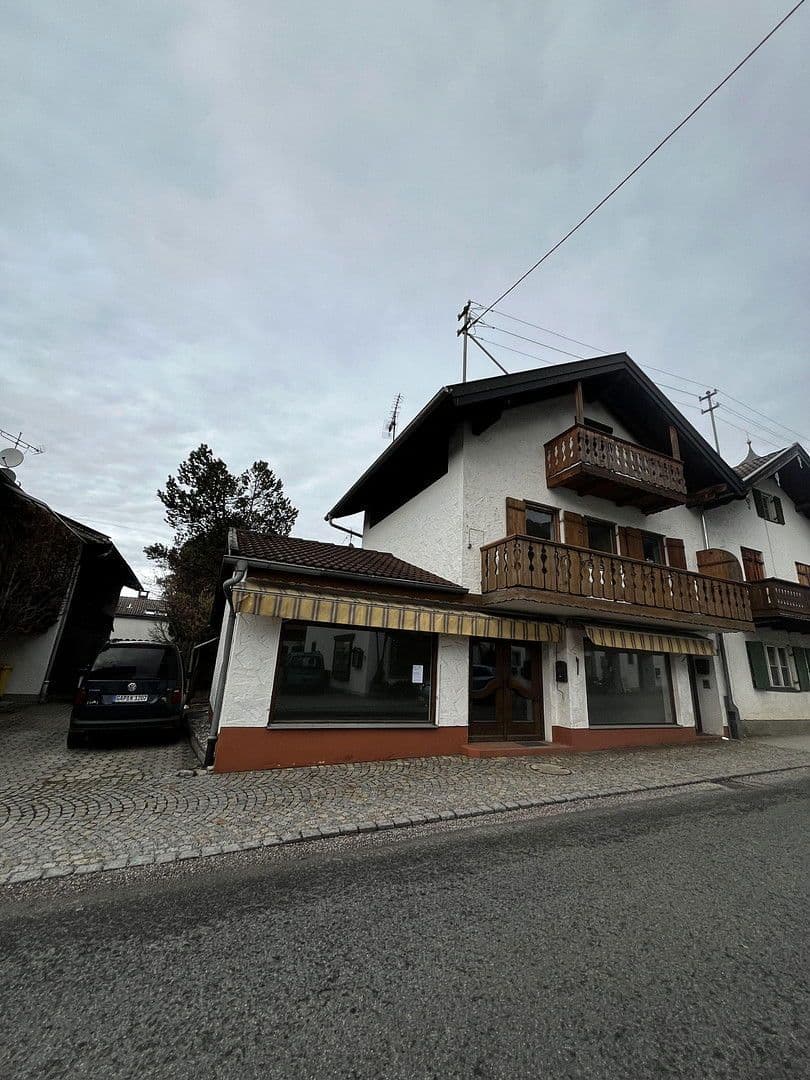 Pronájem nebytového prostoru 123 m², Hauptstraße 9, Ohlstadt, Bavorsko Pronájem nebytového prostoru 123 m², Hauptstraße 9, Ohlstadt, Bavorsko