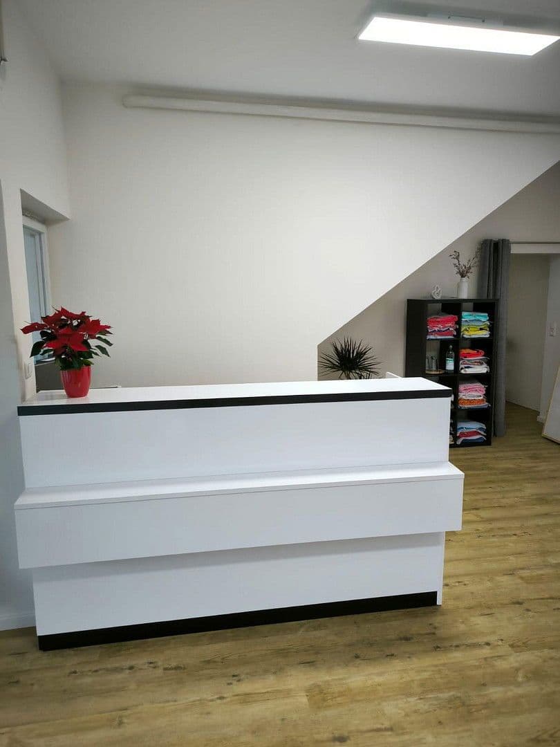 Pronájem kanceláře 70 m², Ruhpolding, Bavorsko Pronájem kanceláře 70 m², Ruhpolding, Bavorsko