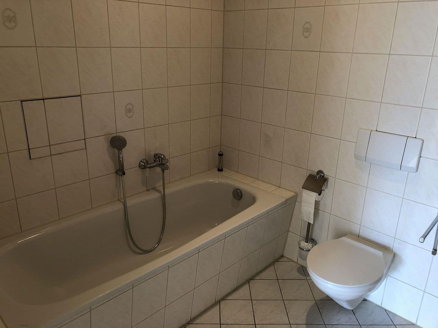 Pronájem bytu 4+1 103 m², Poststraße 10, Freiberg, Sasko Pronájem bytu 4+1 103 m², Poststraße 10, Freiberg, Sasko