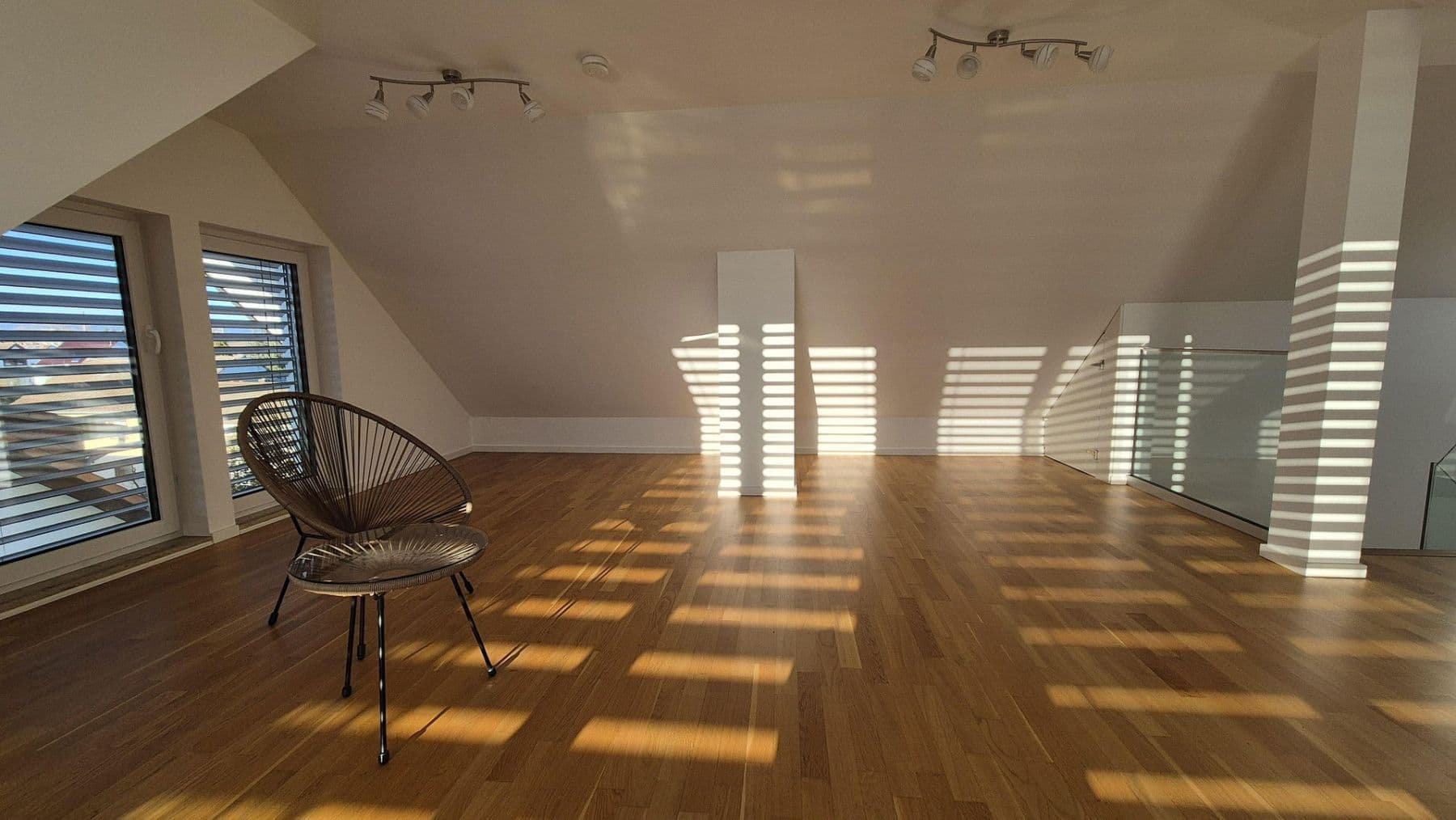 Pronájem bytu 4+1 160 m², Frankfurt, Hessen Pronájem bytu 4+1 160 m², Frankfurt, Hessen