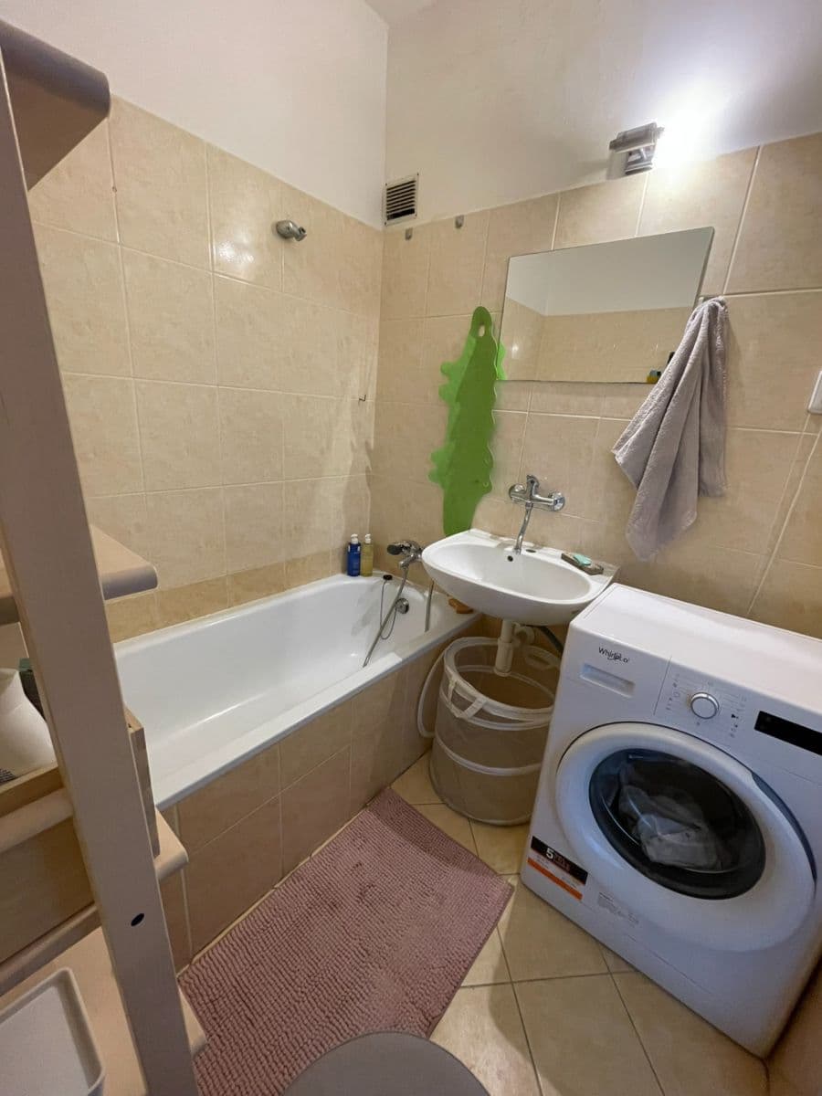 Pronájem bytu 2+1 55 m², Na Kocínce, Praha, Praha Pronájem bytu 2+1 55 m², Na Kocínce, Praha, Praha