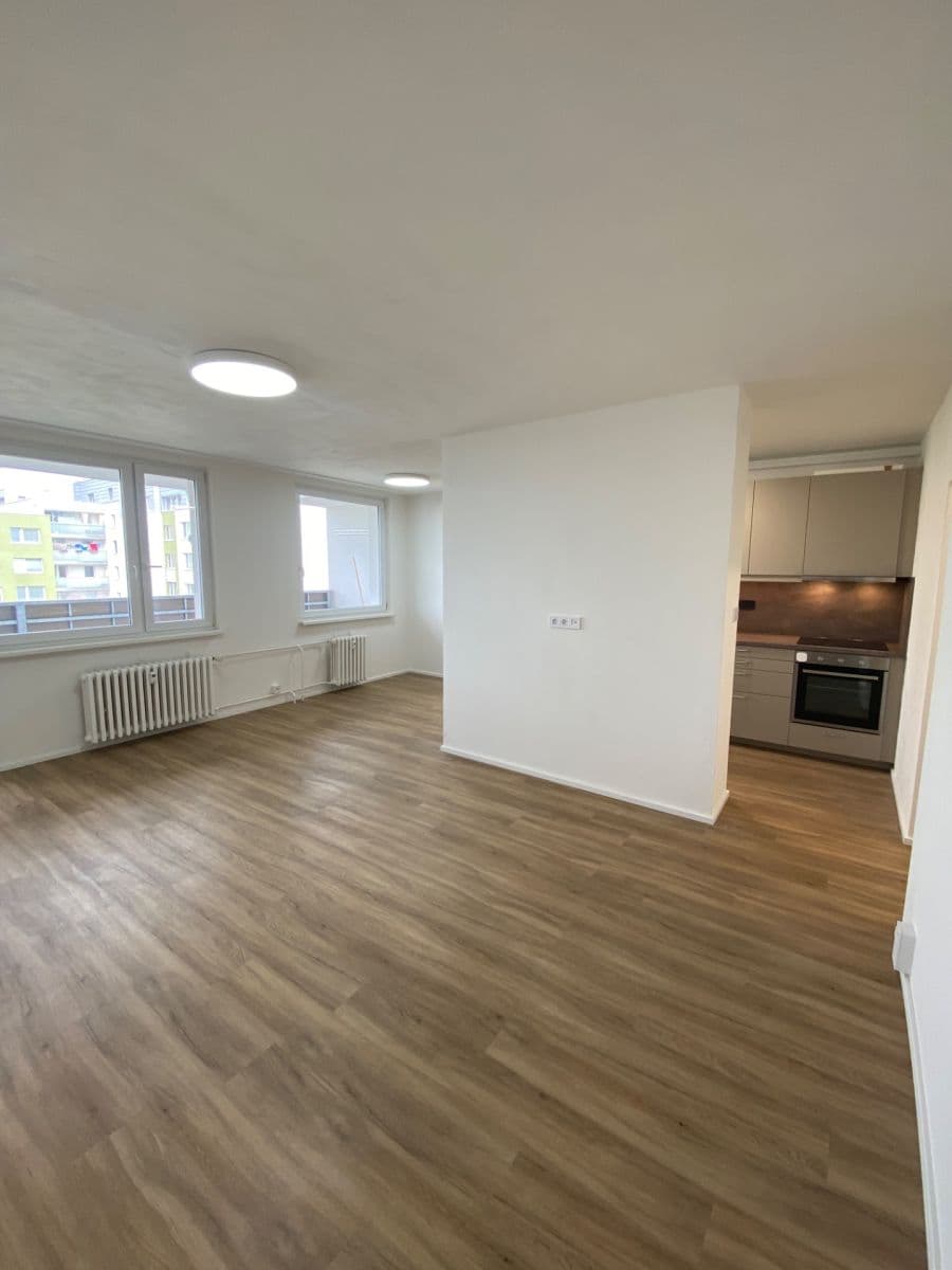 Prodej bytu 3+kk 75 m², Jeseniova, Praha, Praha Prodej bytu 3+kk 75 m², Jeseniova, Praha, Praha