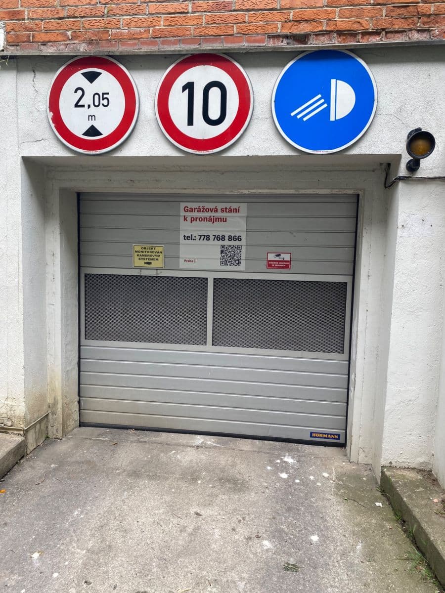 Prodej bytu 3+kk 75 m², Jeseniova, Praha, Praha Prodej bytu 3+kk 75 m², Jeseniova, Praha, Praha