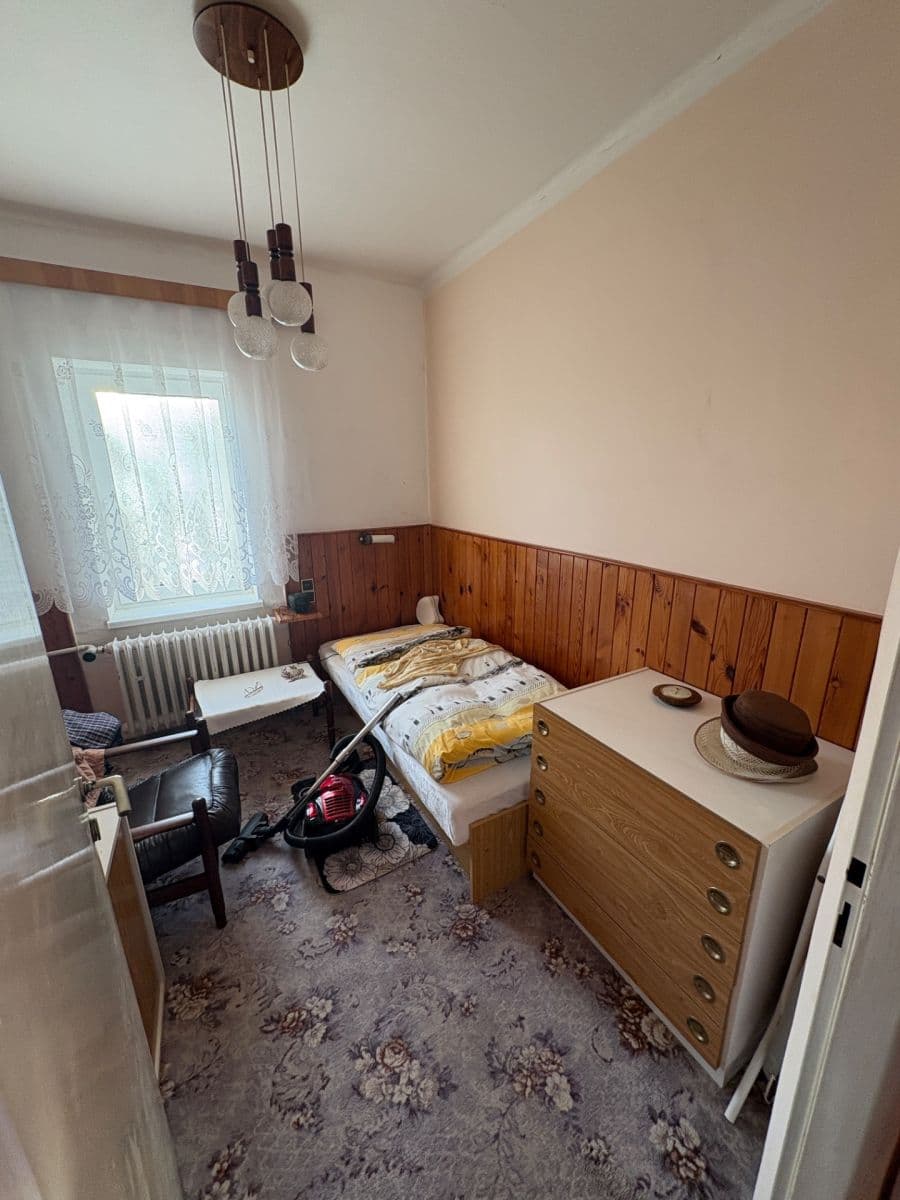 Prodej domu 122 m², pozemek 430 m², Sadová, Kraslice, Karlovarský kraj Prodej domu 122 m², pozemek 430 m², Sadová, Kraslice, Karlovarský kraj